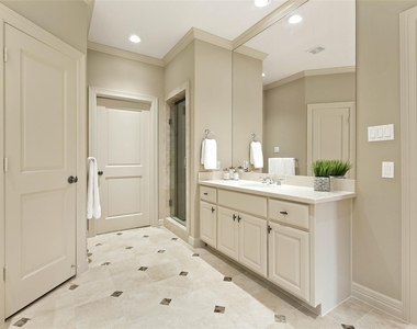 4 Waterway Court - Photo Thumbnail 21
