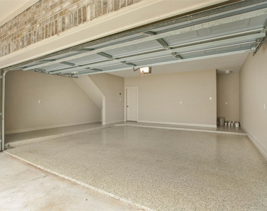 4 Waterway Court - Photo Thumbnail 32