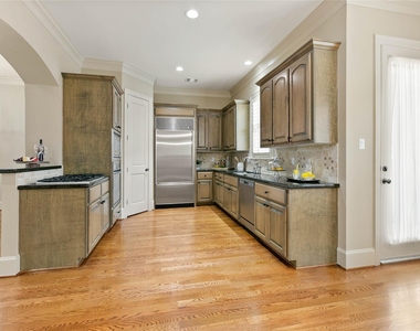 4 Waterway Court - Photo Thumbnail 9