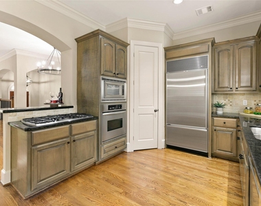 4 Waterway Court - Photo Thumbnail 12