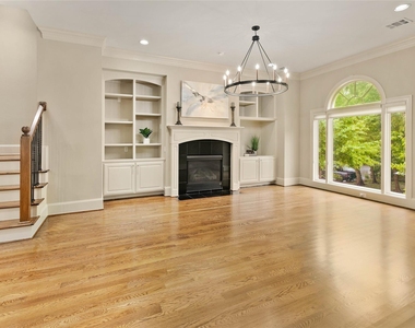 4 Waterway Court - Photo Thumbnail 6