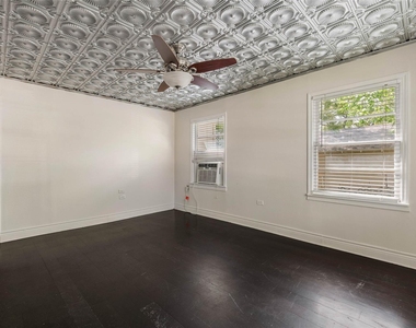 1116 Kettler St - Photo Thumbnail 4