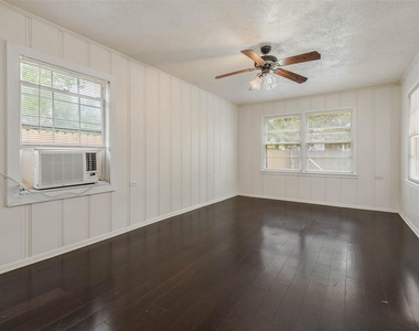 1116 Kettler St - Photo Thumbnail 16