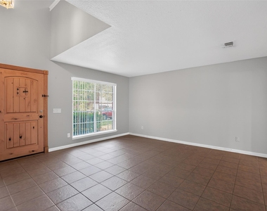 20615 Valley Wells Drive - Photo Thumbnail 6