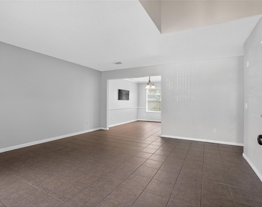 20615 Valley Wells Drive - Photo Thumbnail 4