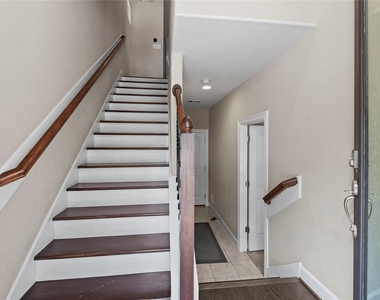 2818 Polk Street - Photo Thumbnail 11