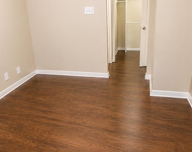 8642 Fredericksburg Road - Photo Thumbnail 8