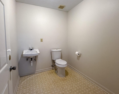 26605 E River Road - Photo Thumbnail 18