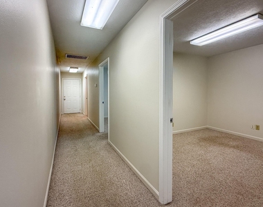 26605 E River Road - Photo Thumbnail 17