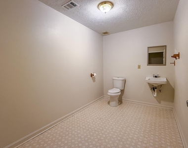 26605 E River Road - Photo Thumbnail 19