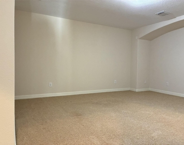14207 Parable Lane - Photo Thumbnail 17