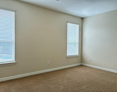 14207 Parable Lane - Photo Thumbnail 20