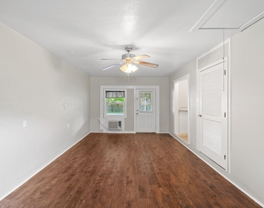 1519 Everitt Street - Photo Thumbnail 15