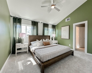 2710 Discovery Trails Court - Photo Thumbnail 19