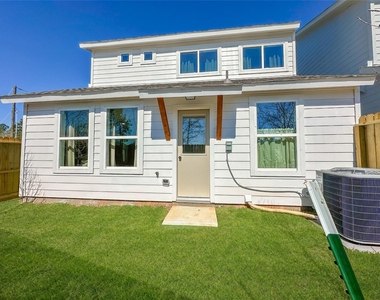 2710 Discovery Trails Court - Photo Thumbnail 33