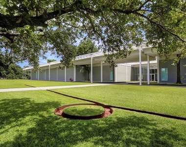 1026 Van Buren Street - Photo Thumbnail 27