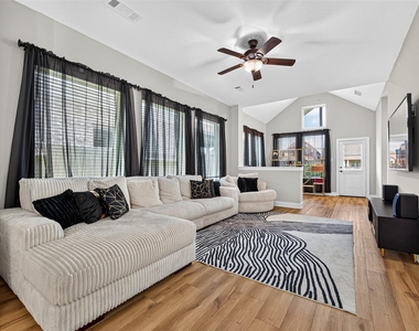 23722 Pullin Market Drive - Photo Thumbnail 4