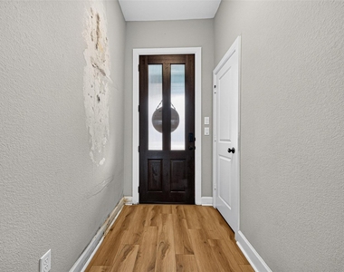 23722 Pullin Market Drive - Photo Thumbnail 2