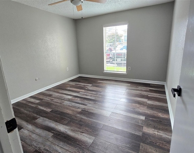 250 El Dorado Boulevard - Photo Thumbnail 1