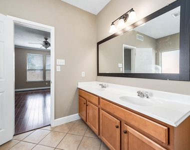 952 Crannog Way - Photo Thumbnail 23