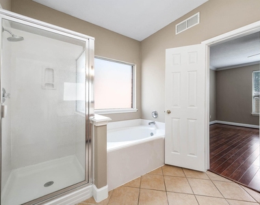 952 Crannog Way - Photo Thumbnail 18