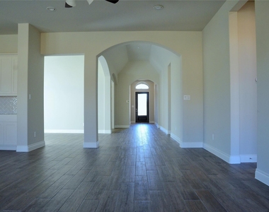 10511 Forfar Lane - Photo Thumbnail 18