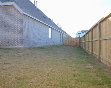 10511 Forfar Lane - Photo Thumbnail 37