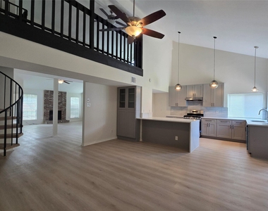 3434 Streamside Lane - Photo Thumbnail 13