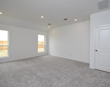 6303 Golden Seaton Drive - Photo Thumbnail 24