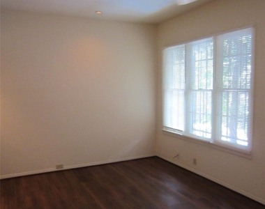 512 W Polk Street - Photo Thumbnail 4