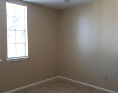 6649 Queensclub Drive - Photo Thumbnail 19