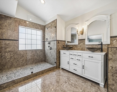 9806 Gold Cup Way - Photo Thumbnail 17