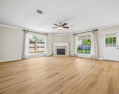 9806 Gold Cup Way - Photo Thumbnail 6