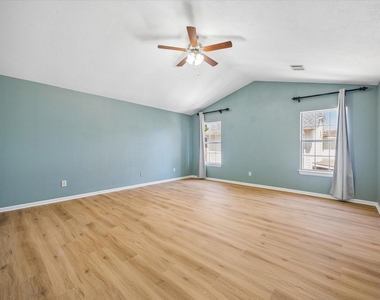 9806 Gold Cup Way - Photo Thumbnail 16