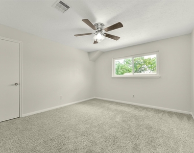 12011 Kirknoll Drive - Photo Thumbnail 30