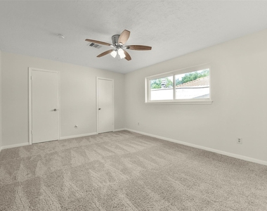 12011 Kirknoll Drive - Photo Thumbnail 21