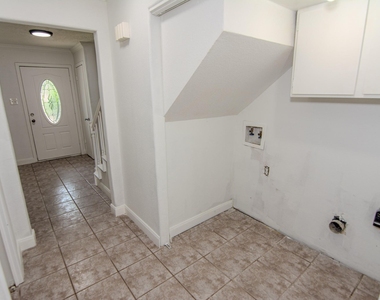 20335 Fieldtree Drive - Photo Thumbnail 7