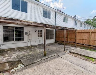 20335 Fieldtree Drive - Photo Thumbnail 19