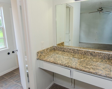 20335 Fieldtree Drive - Photo Thumbnail 17