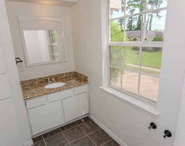 20335 Fieldtree Drive - Photo Thumbnail 18