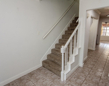20335 Fieldtree Drive - Photo Thumbnail 9