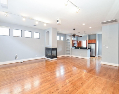 408 Parker Street - Photo Thumbnail 13