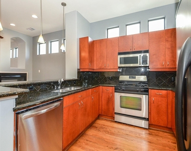 408 Parker Street - Photo Thumbnail 7