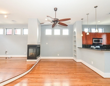 408 Parker Street - Photo Thumbnail 8