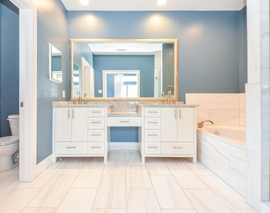 408 Parker Street - Photo Thumbnail 16