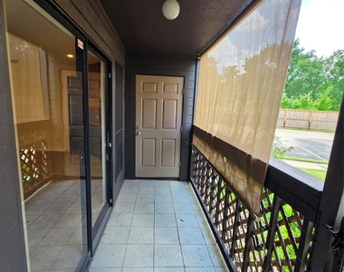 12755 Mill Ridge Drive - Photo Thumbnail 11