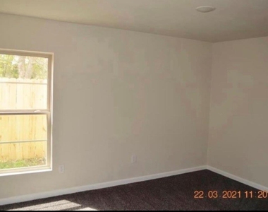 4201 Kashmere Street - Photo Thumbnail 5