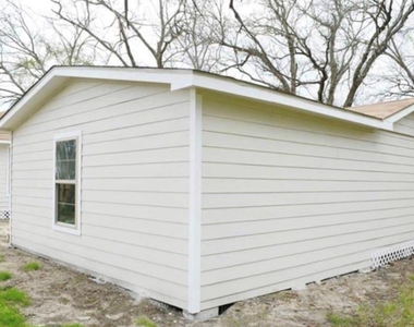 4201 Kashmere Street - Photo Thumbnail 7