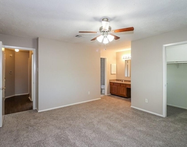 15826 Beechnut Street - Photo Thumbnail 8