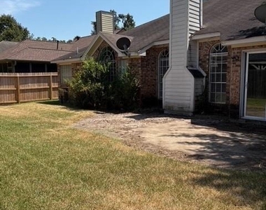3231 Creek Manor Drive - Photo Thumbnail 13